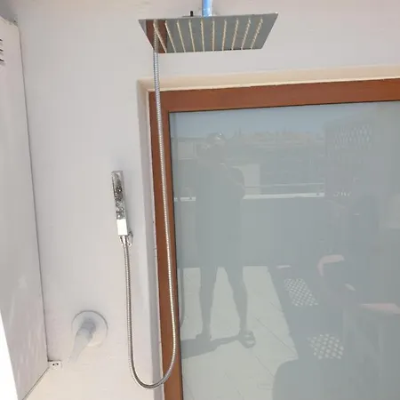 Attico Via Della Pineta 5 Minuti Dal Mare Lägenhet *