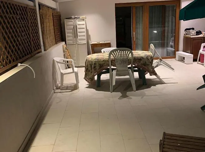 Attico Via Della Pineta 5 Minuti Dal Mare Apartament *