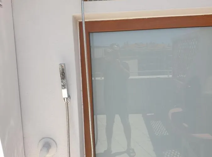 Attico Via Della Pineta 5 Minuti Dal Mare Apartament *