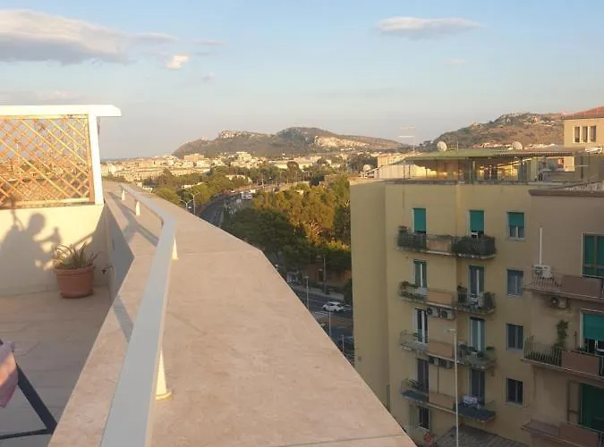 Attico Via Della Pineta 5 Minuti Dal Mare *
