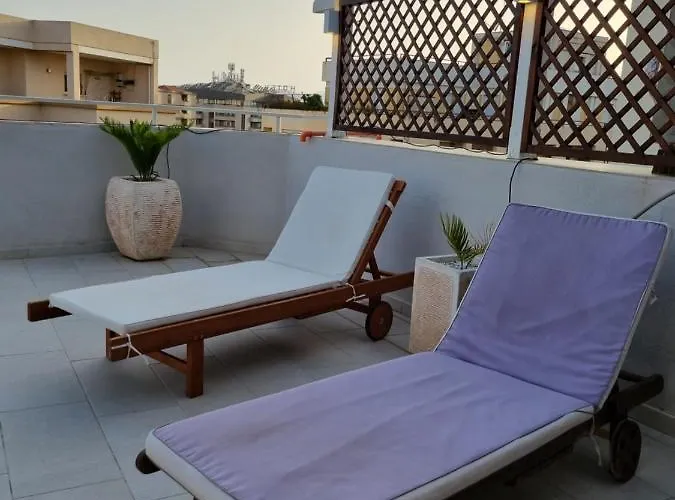 Attico Via Della Pineta 5 Minuti Dal Mare Apartament *