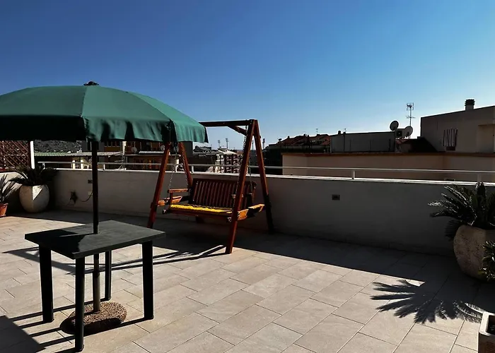 Attico Via Della Pineta 5 Minuti Dal Mare Apartament *
